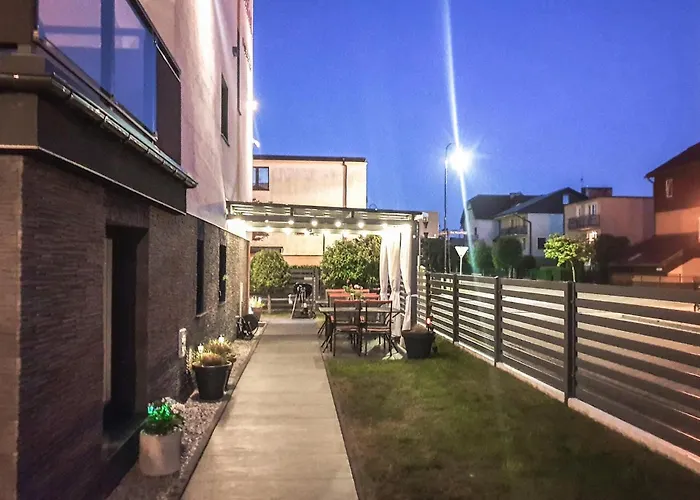 1 Bedroom Gorgeous In Apartament *